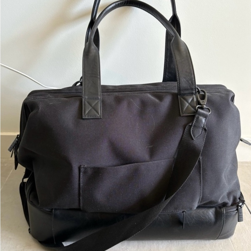 beis weekender travel bag